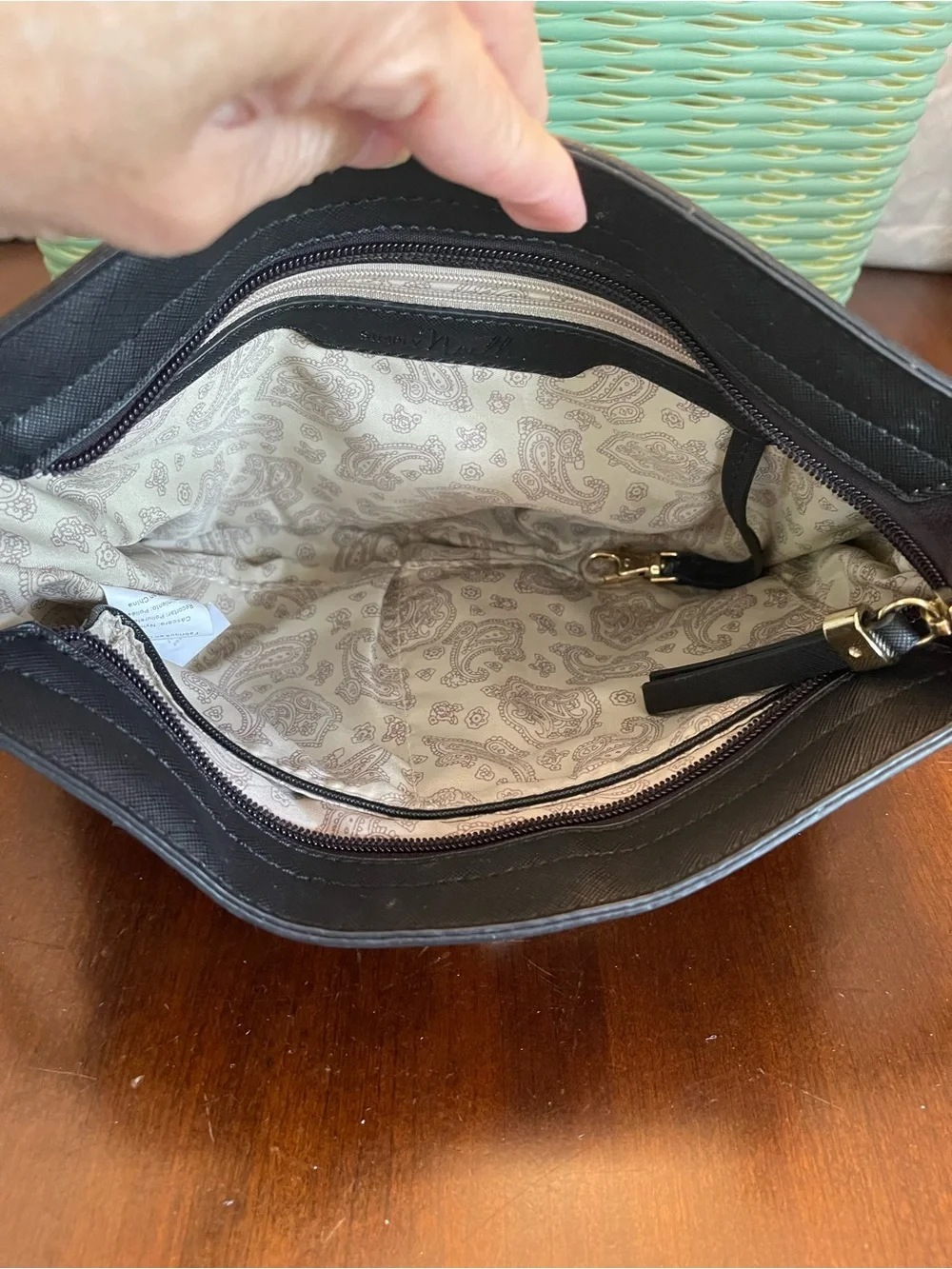 Simple Noella Black crossbody purse - Picture 8 of 11